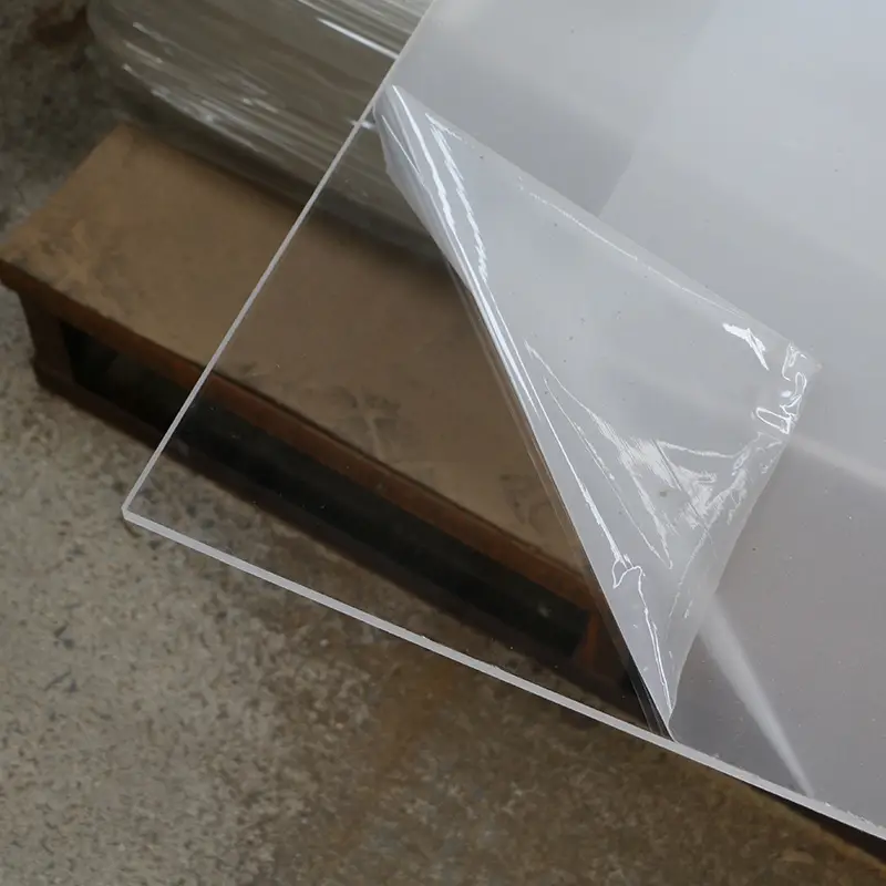 Lámina de acrílico transparente (13)